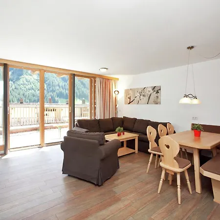 Chic Wald In Pinzgau With Pool * Wald im Pinzgau