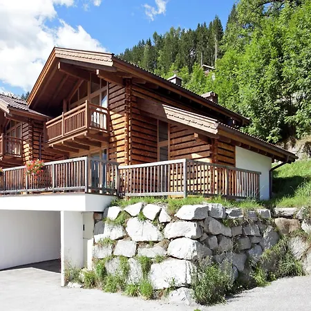 Chic Wald In Pinzgau With Pool Alpesi faház Wald im Pinzgau