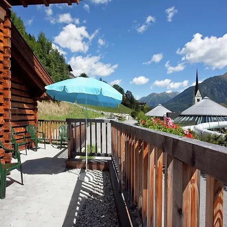 Chic Wald In Pinzgau With Pool Wald im Pinzgau